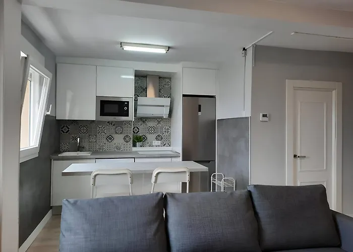 Bonito Piso En * Сантандер